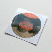Load image into Gallery viewer, Uno, Nessuno E Centomila Mini Series 001 Round Sticker
