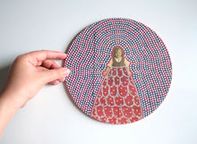 Carica l'immagine nel visualizzatore di Gallery, Red Grey Wood Panel Art Collage