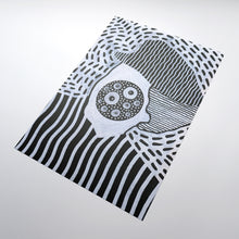 Charger l'image dans la galerie, Creepy Poster Print Art