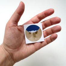 Charger l&#39;image dans la galerie, Blue Dot Round Sticker
