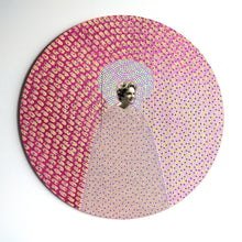 Cargar imagen en el visor de la galería, Contemporary Vintage Collage On Round Wood Panel - Naomi Vona Art
