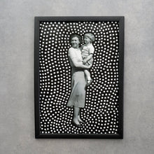 Charger l&#39;image dans la galerie, Mother And Baby Giclée Fine Art Print, Retro Art Reproduction - Naomi Vona Art
