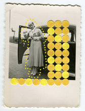 Charger l&#39;image dans la galerie, Art Paper Collage On Vintage Woman Found Photo - Naomi Vona Art
