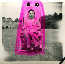 Carica l&#39;immagine nel visualizzatore di Gallery, Pink Picture Collage On Vintage Photo - Naomi Vona Art
